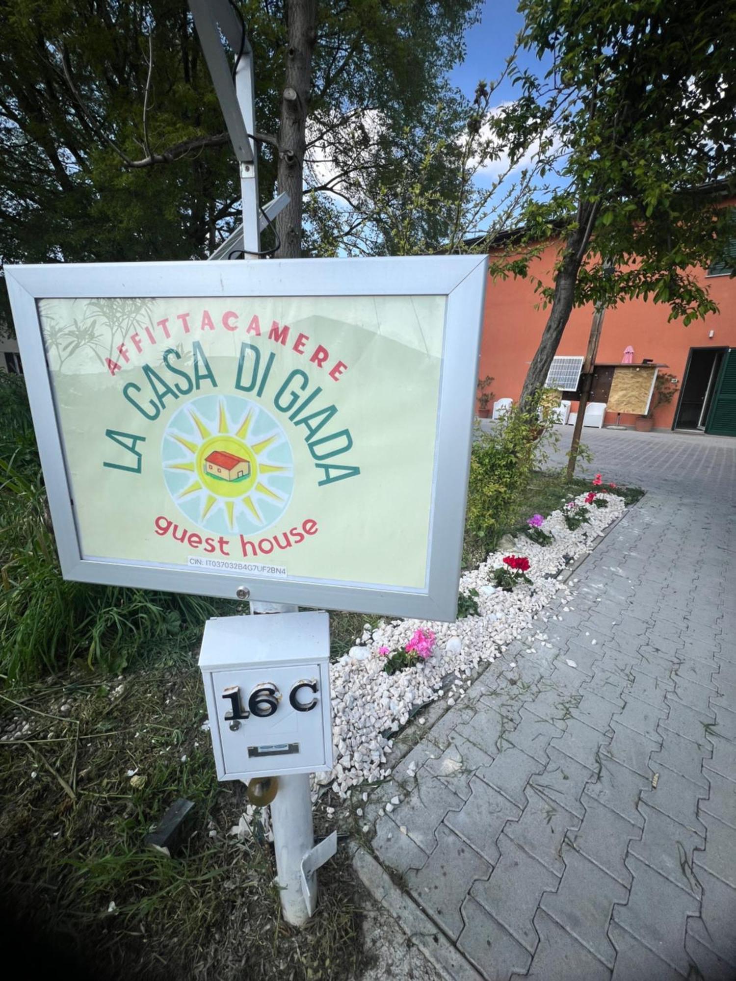 Guesthouse La Casa Di Giada Imola Exteriér fotografie